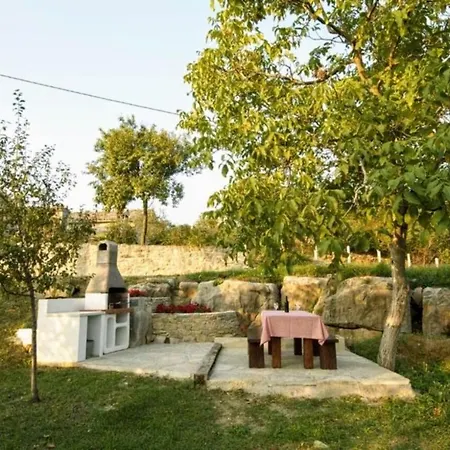 The Grandview Vikendica